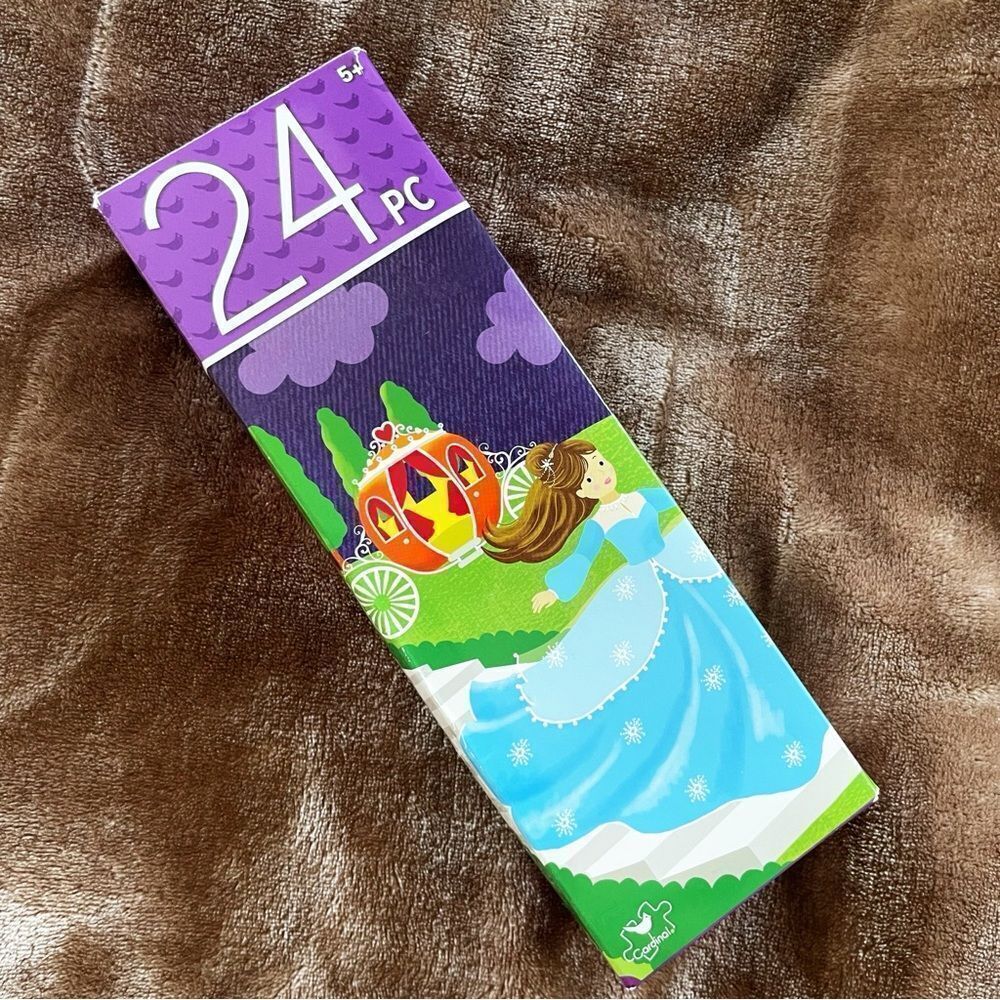 24-Piece Princess and Carriage Puzzle Toddler New